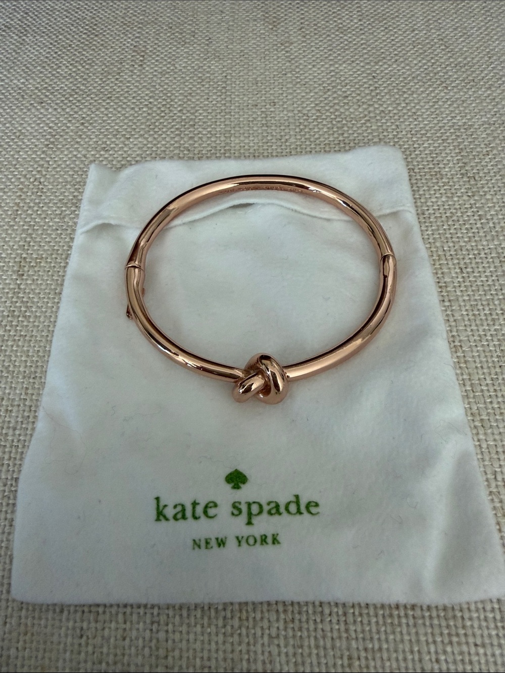 Kate Spade Rose Gold Tone Sailor Knot Bangle Hinged Clasp Bracelet NWOT